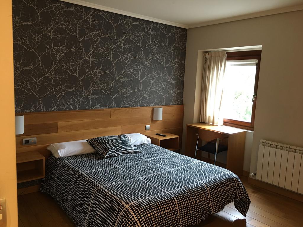 Hotel Errekagain Aracaldo Екстериор снимка