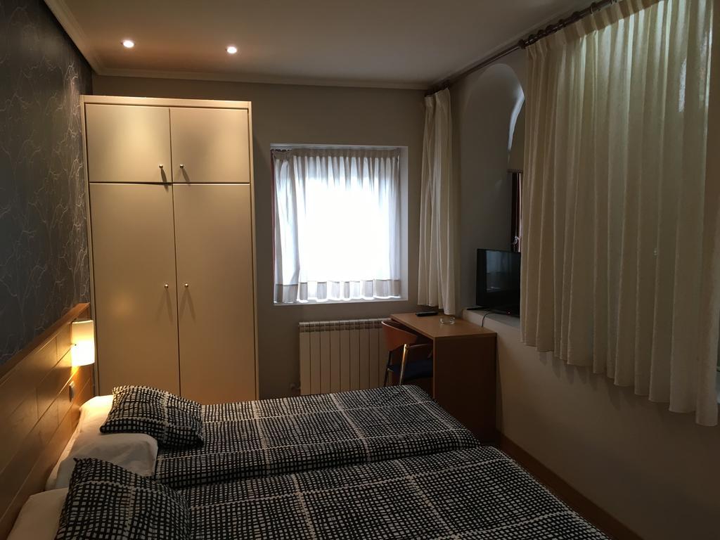 Hotel Errekagain Aracaldo Екстериор снимка